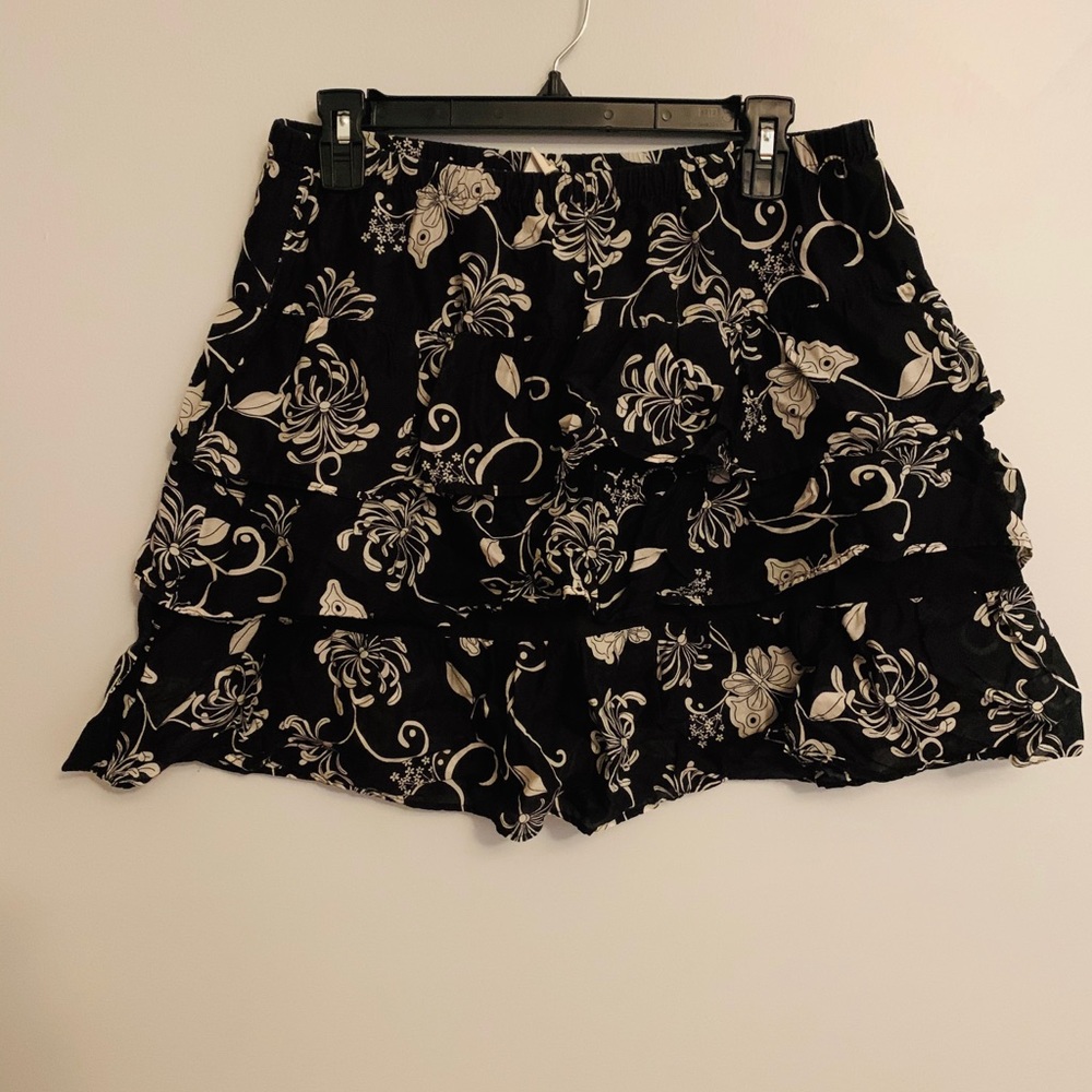 Old Navy Butterfly Print Ruffle Skirt